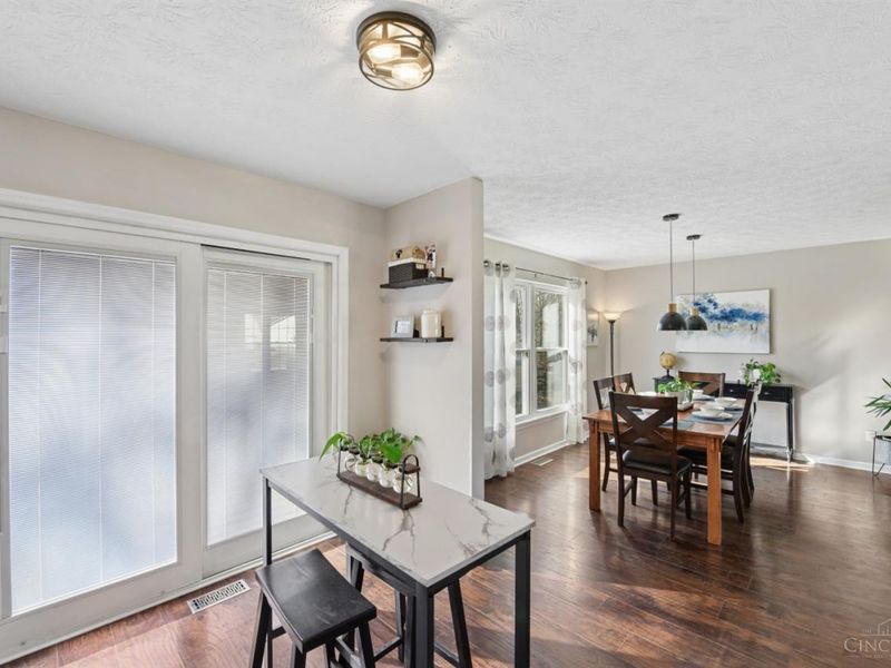 5906 Greywolf Court, Miami Twp, OH 45150 Photo 8