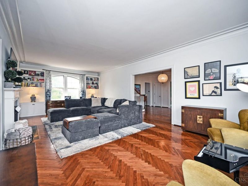 739 Betula Avenue, Cincinnati, OH 45229 Photo 11