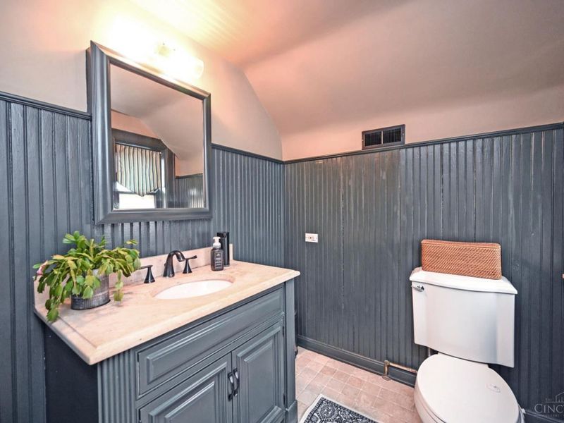 739 Betula Avenue, Cincinnati, OH 45229 Photo 27