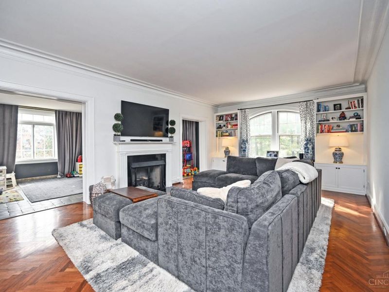 739 Betula Avenue, Cincinnati, OH 45229 Photo 9