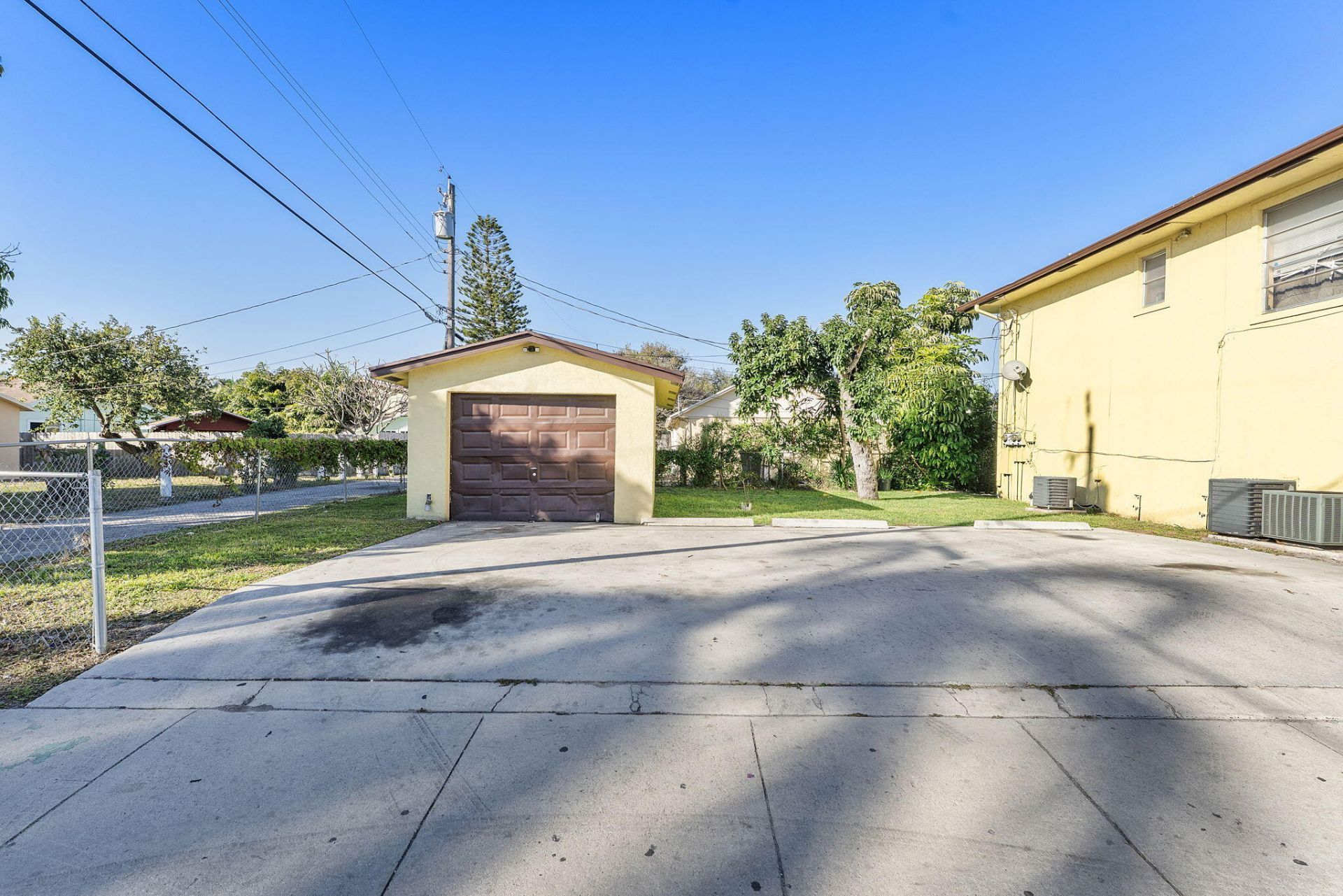 29 S D Street, Lake Worth Beach, FL 33460 Photo