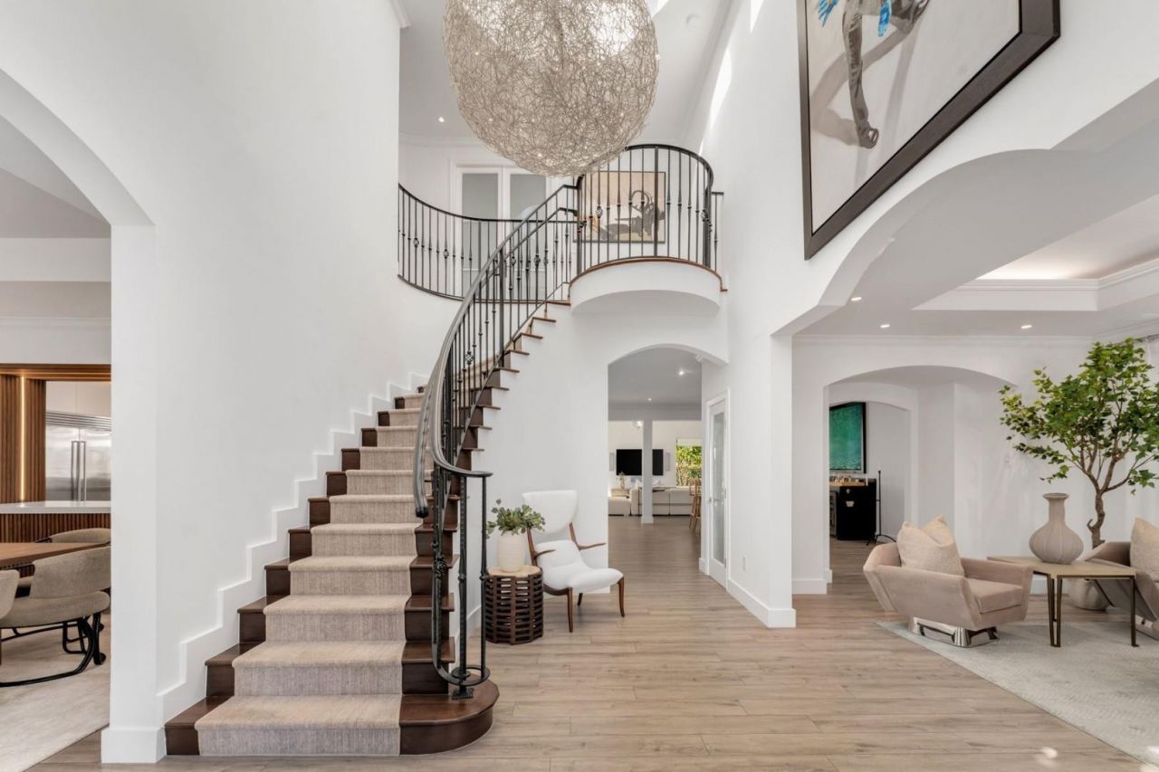 2516 Sunset Drive, Miami Beach, FL 33140 Photo