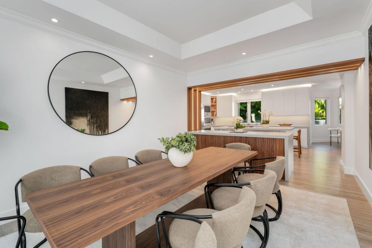 2516 Sunset Drive, Miami Beach, FL 33140 Photo