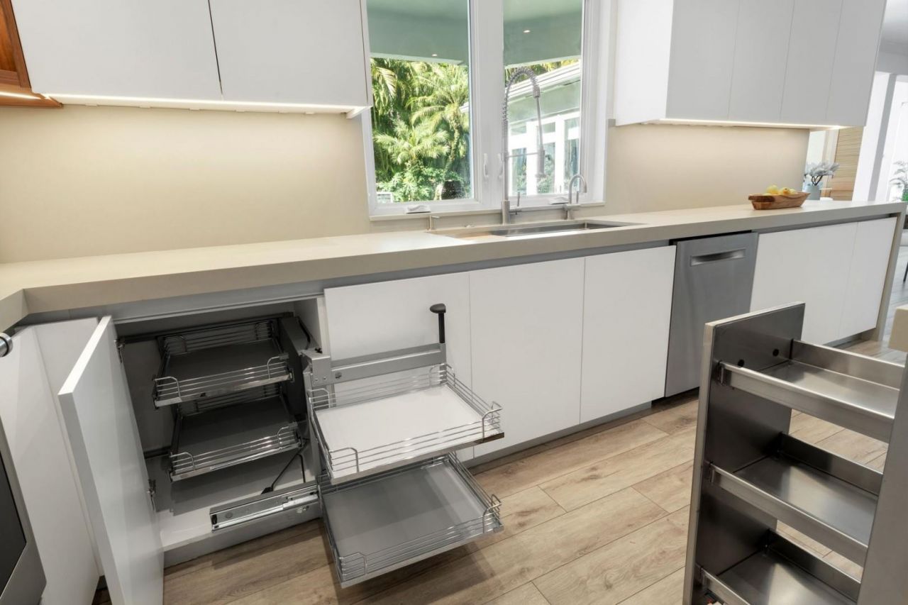 2516 Sunset Drive, Miami Beach, FL 33140 Photo