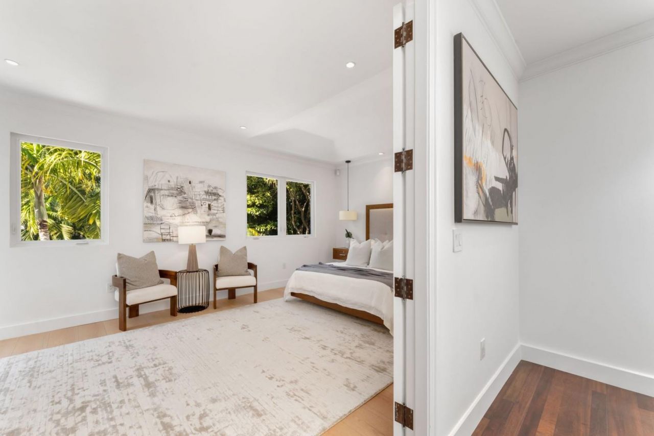 2516 Sunset Drive, Miami Beach, FL 33140 Photo