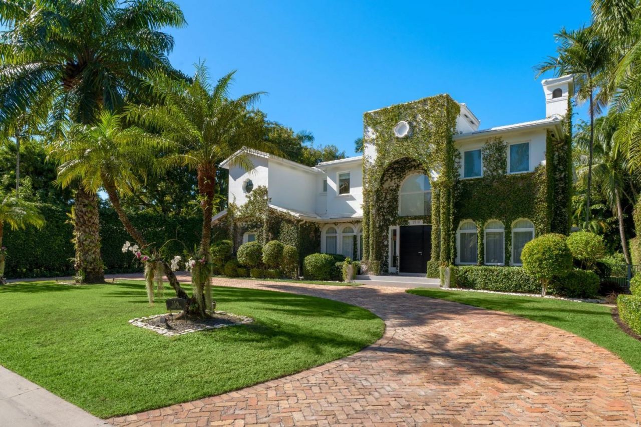 2516 Sunset Drive, Miami Beach, FL 33140 Photo