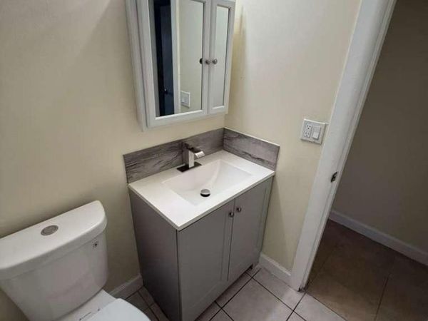 1505 Crescent Circle, Unit C33, Lake Park, FL 33403