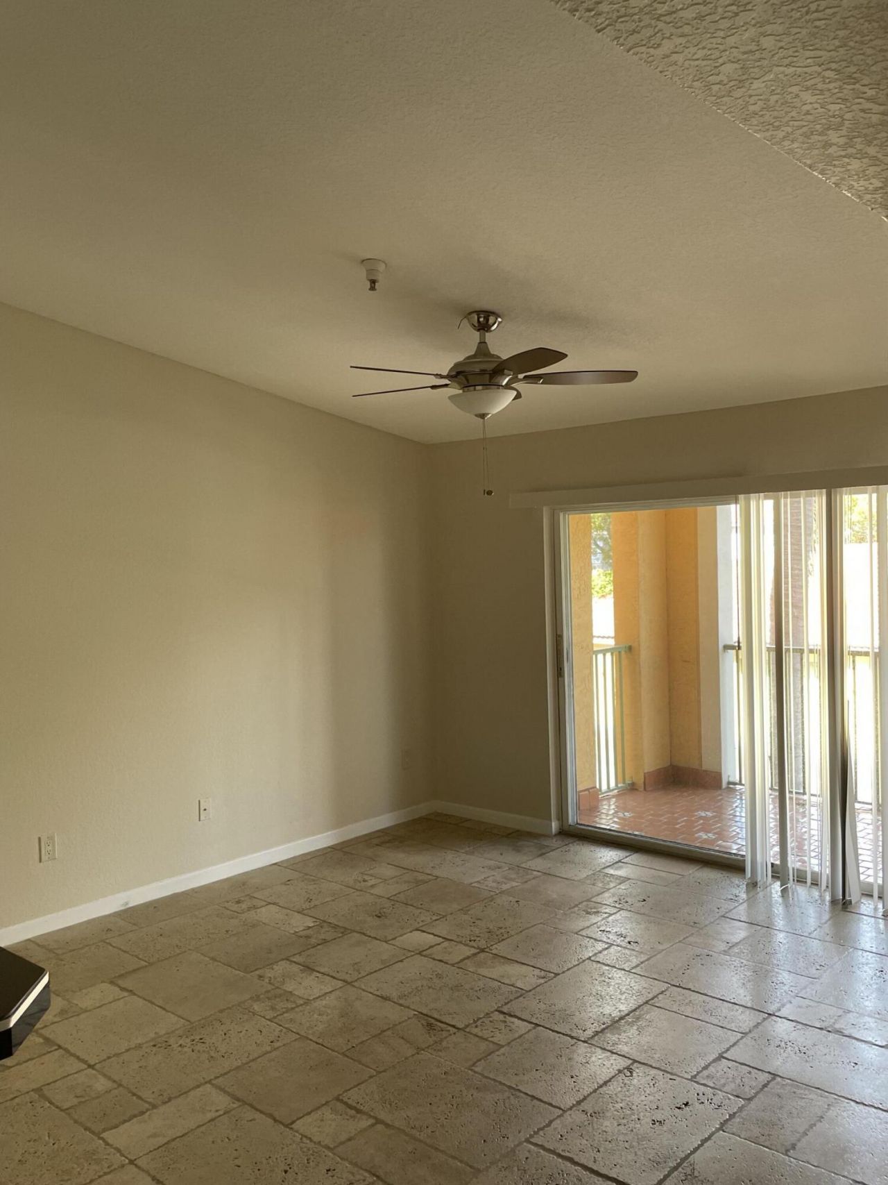 160 Yacht Club Way, Unit 211, Hypoluxo, FL 33462 Photo