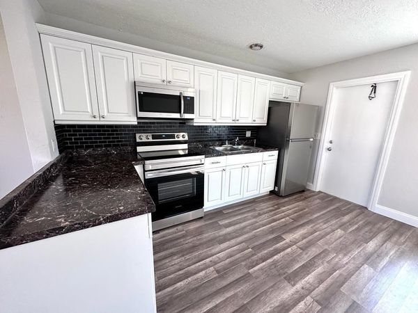 848 Center Street, Unit 3, Jupiter, FL 33458