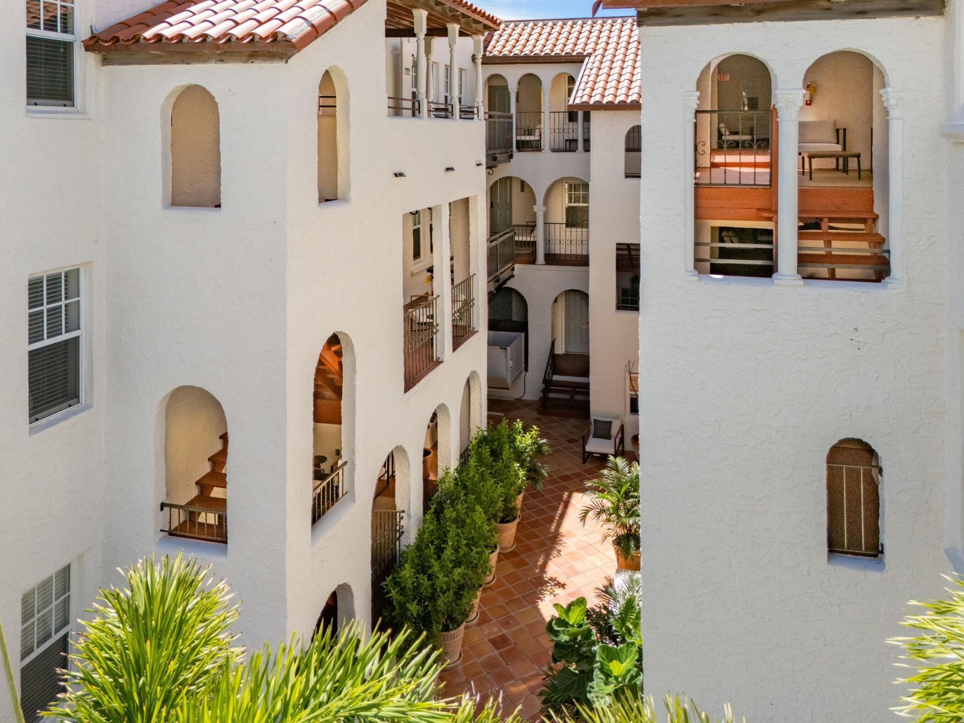 184 Sunset Avenue, Unit 104, Palm Beach, FL 33480 Photo