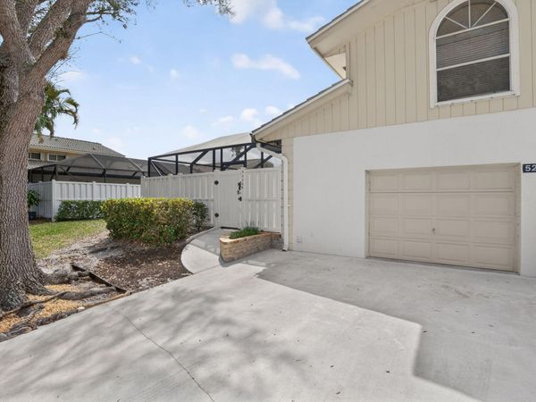 5230 Woodruff Lane, Palm Beach Gardens, FL 33418