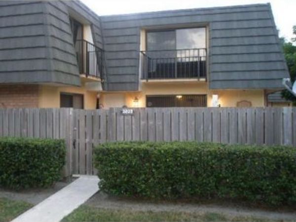 3209 32nd Way, Unit 3209, West Palm Beach, FL 33407