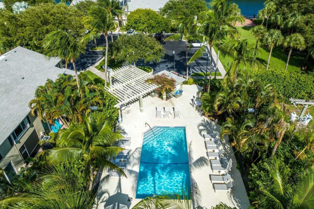 834 Kokomo Key Lane, Delray Beach, FL 33483 Photo