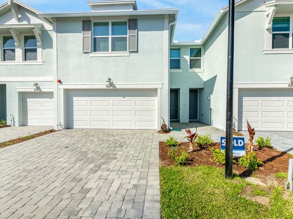 621 Salisbury Circle, Fort Pierce, FL 34982