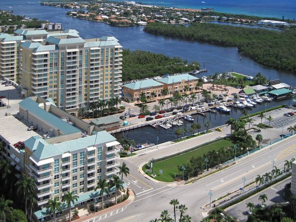 625 Casa Loma Boulevard, Unit 303, Boynton Beach, FL 33435