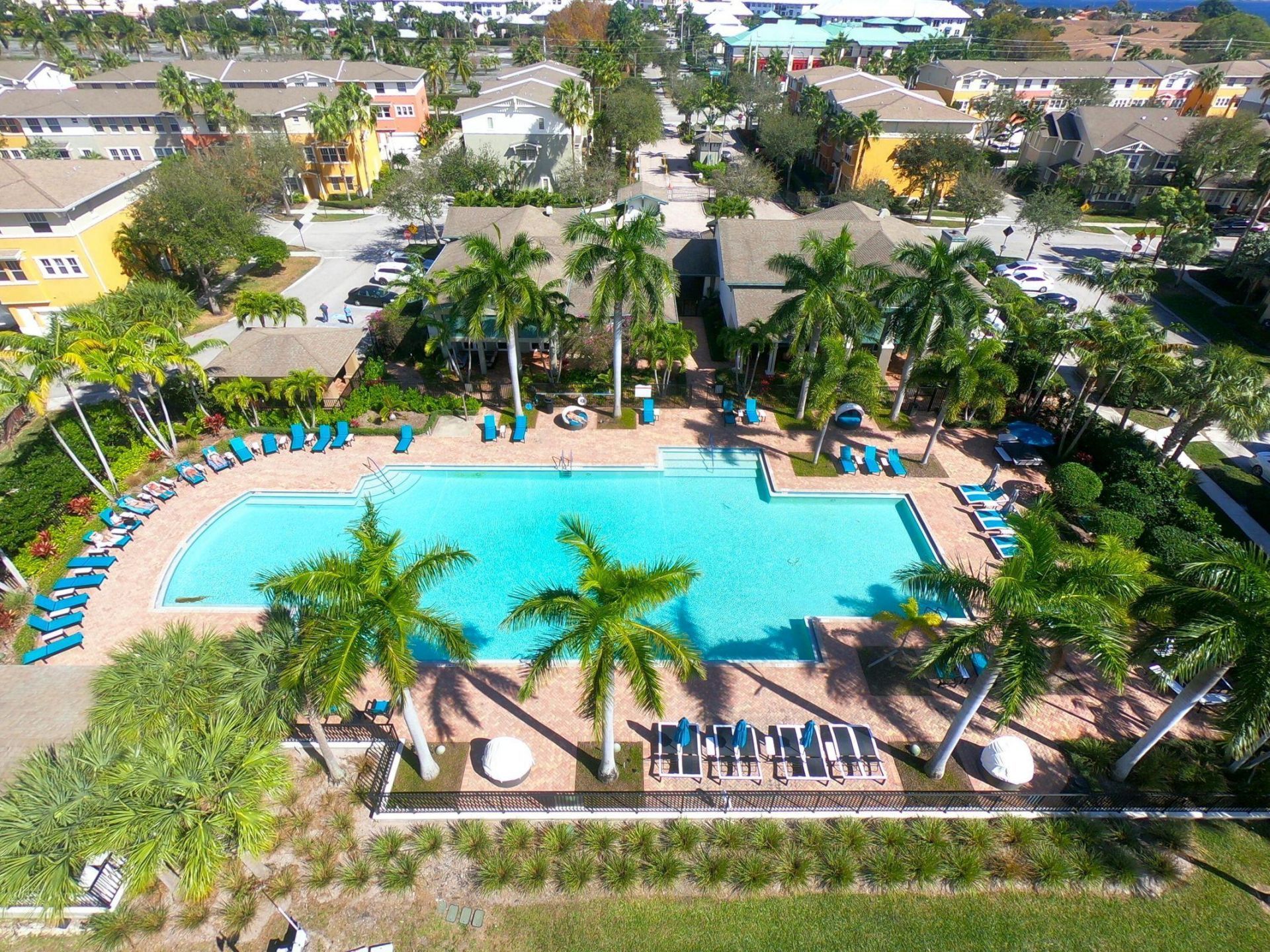 500 Pacific Grove Drive, Unit 6, West Palm Beach, FL 33401 Photo