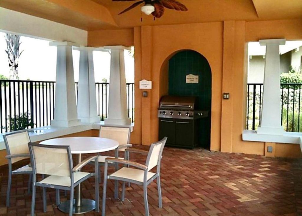 500 Pacific Grove Drive, Unit 6, West Palm Beach, FL 33401 Photo