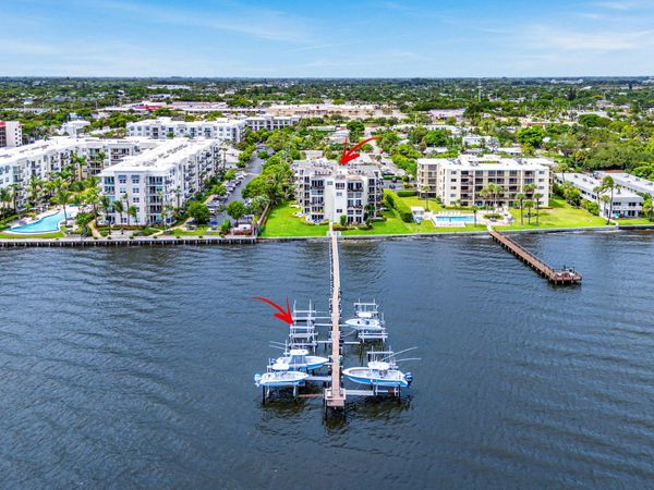 1206 S Lake Drive, Unit 203, Lantana, FL 33462