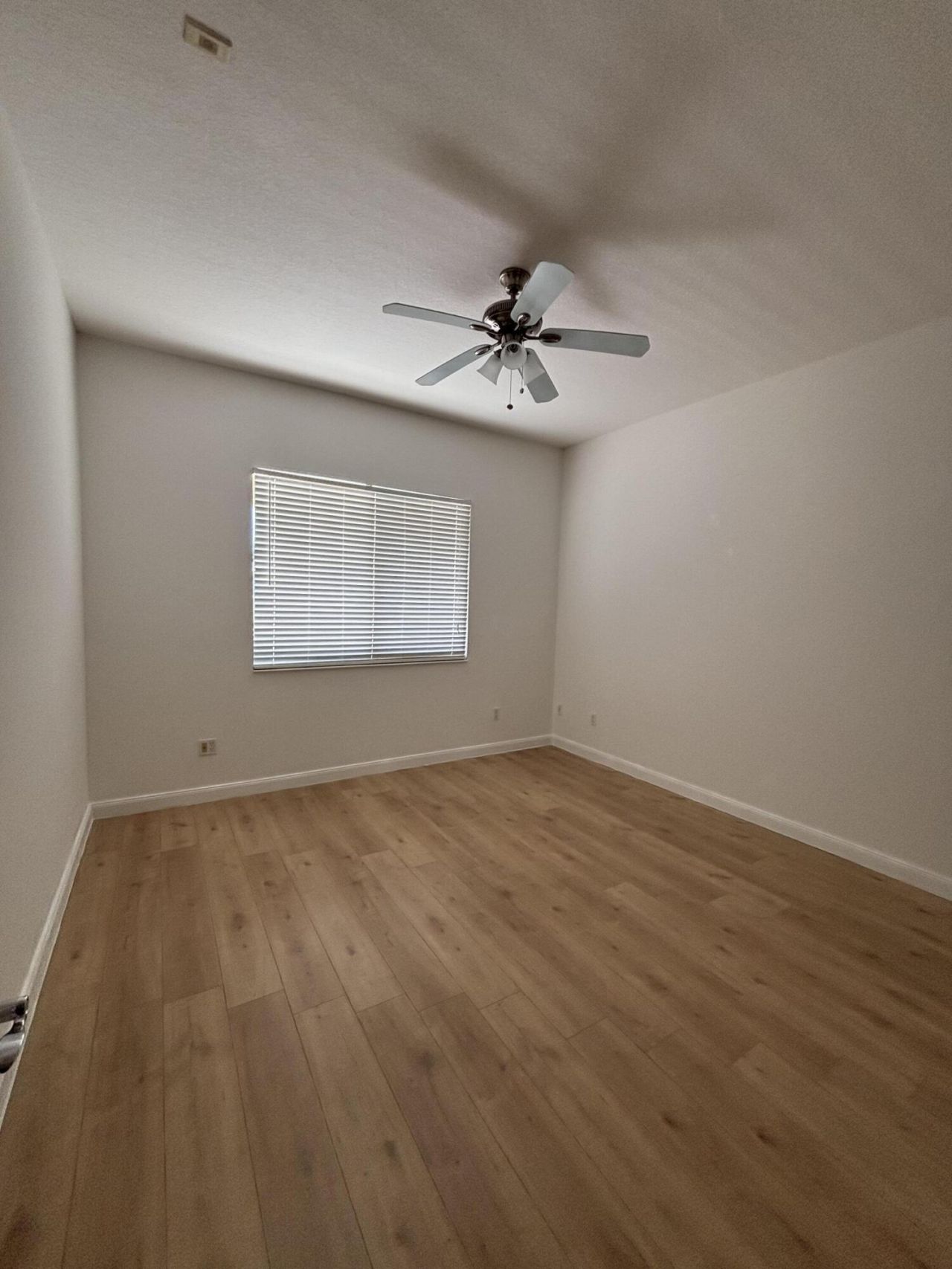 18 Harbour Isle Drive W, Unit 303, Fort Pierce, FL 34949 Photo