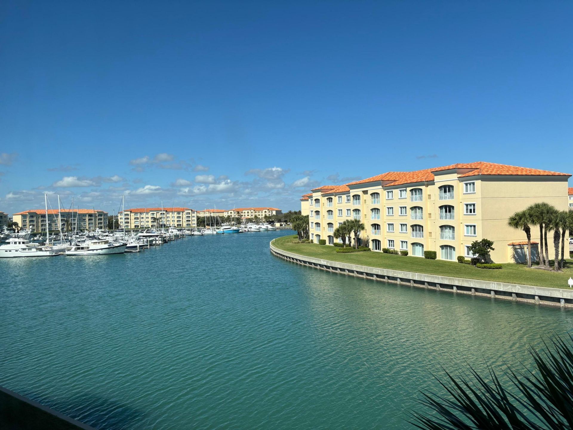 18 Harbour Isle Drive W, Unit 303, Fort Pierce, FL 34949 Photo