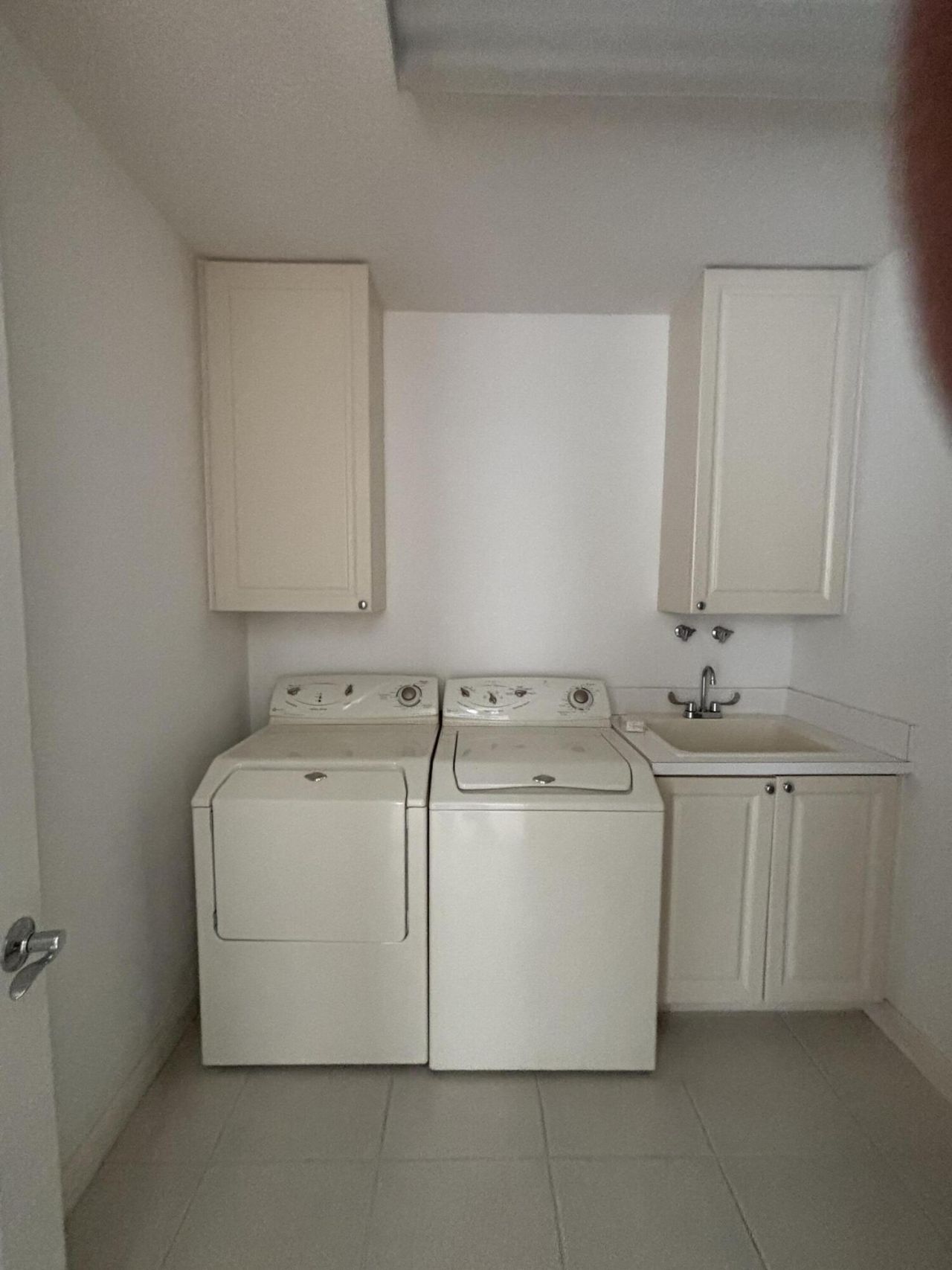 18 Harbour Isle Drive W, Unit 303, Fort Pierce, FL 34949 Photo