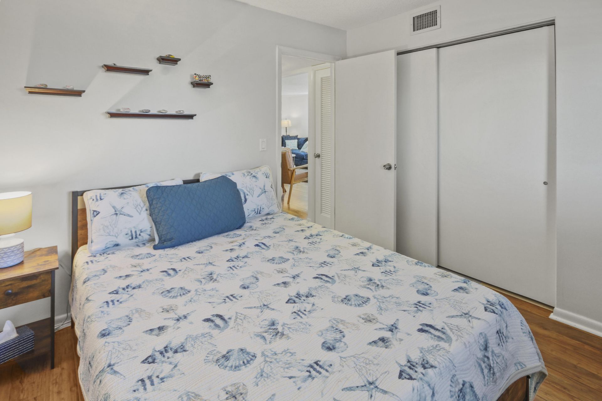 2936 Lake Shore Drive, Unit 310, Riviera Beach, FL 33404 Photo