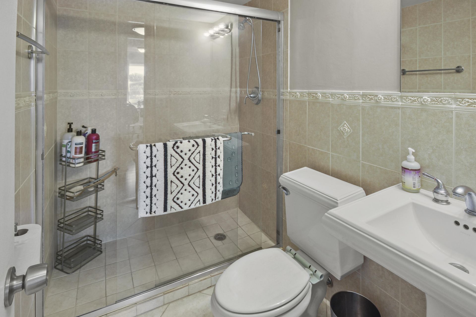 2936 Lake Shore Drive, Unit 310, Riviera Beach, FL 33404 Photo
