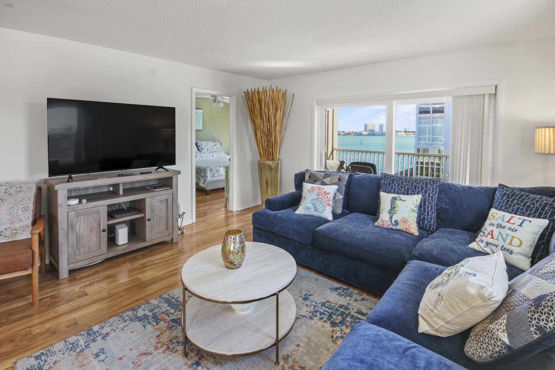 2936 Lake Shore Drive, Unit 310, Riviera Beach, FL 33404 Photo