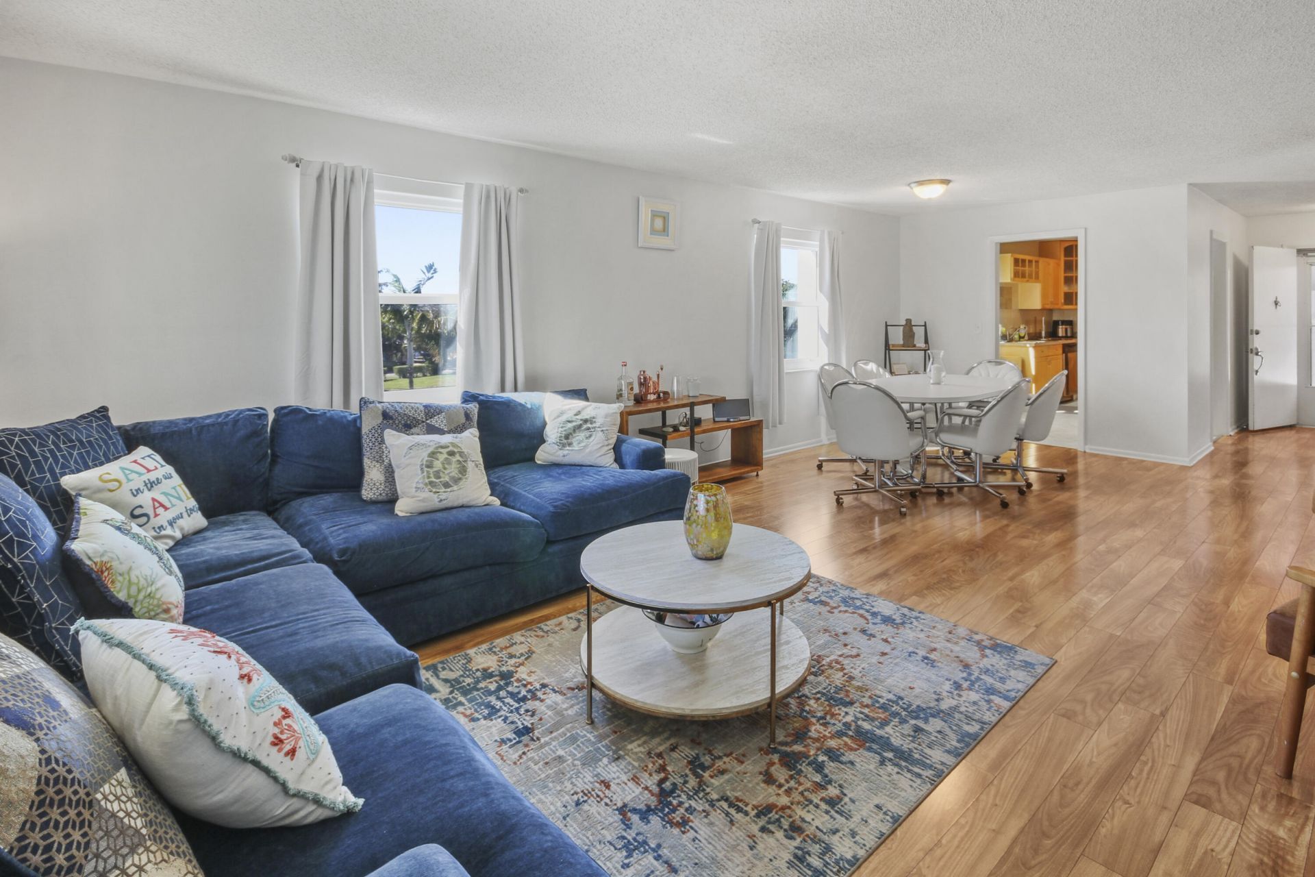 2936 Lake Shore Drive, Unit 310, Riviera Beach, FL 33404 Photo