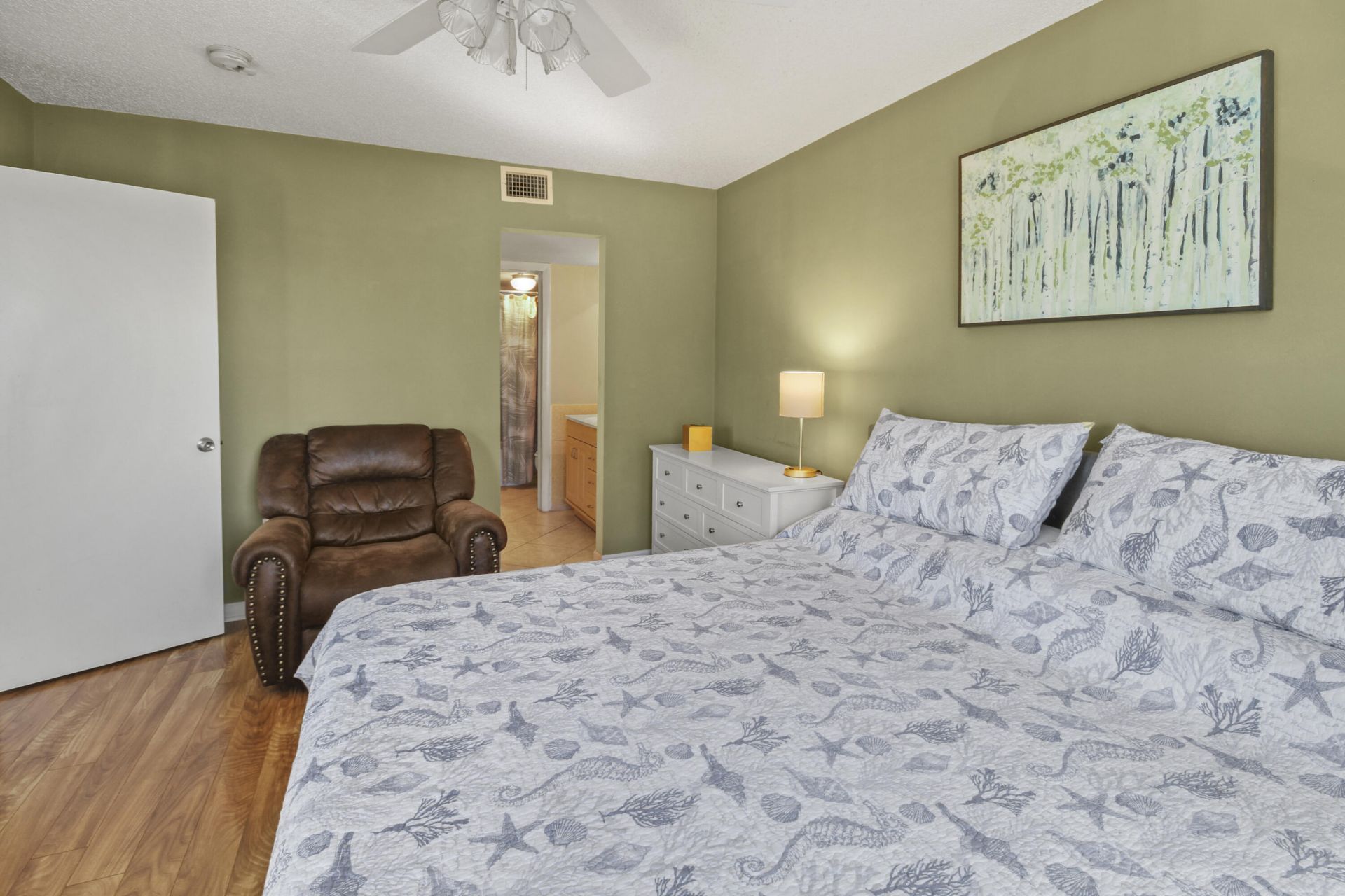 2936 Lake Shore Drive, Unit 310, Riviera Beach, FL 33404 Photo
