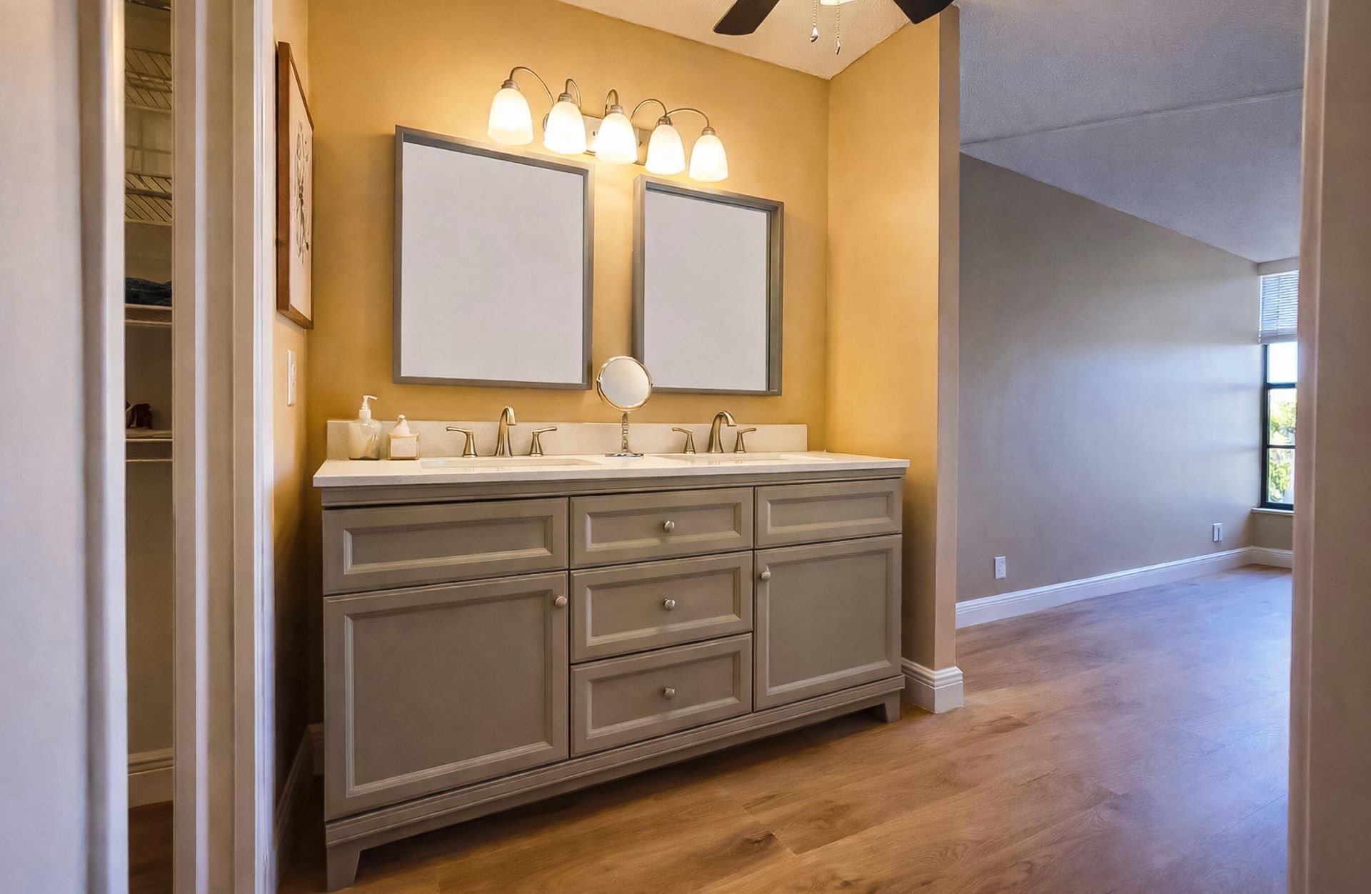 6 Royal Palm Way, Unit 310, Boca Raton, FL 33432 Photo