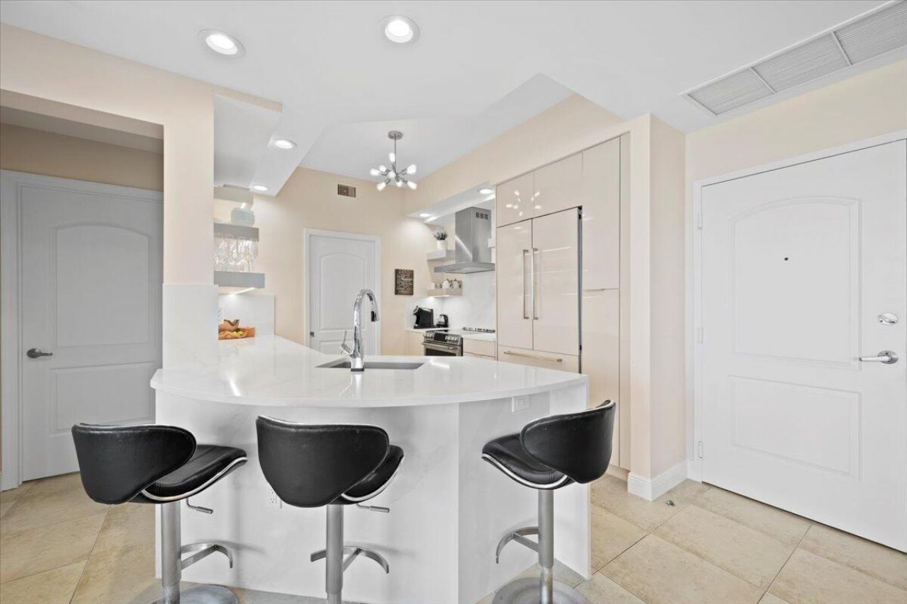 801 S Olive Avenue, Unit 1107, West Palm Beach, FL 33401 Photo