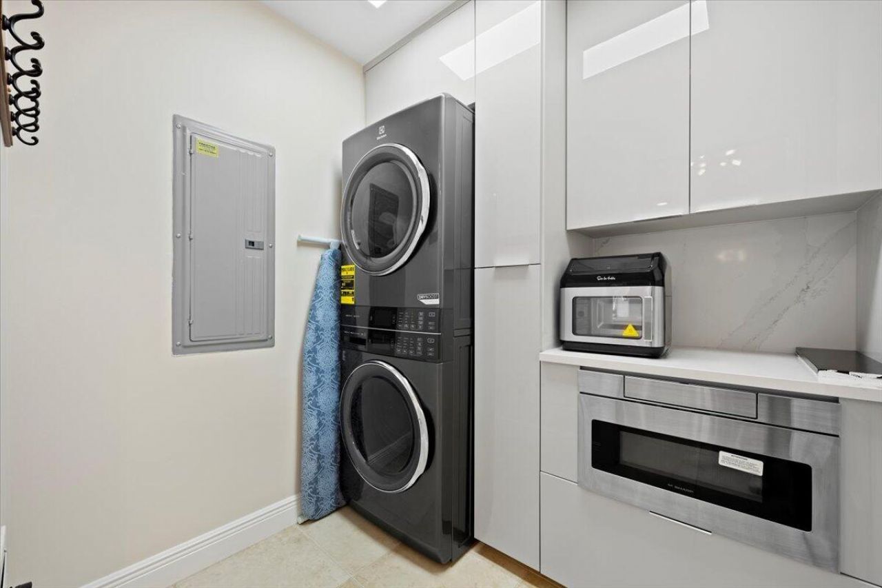 801 S Olive Avenue, Unit 1107, West Palm Beach, FL 33401 Photo