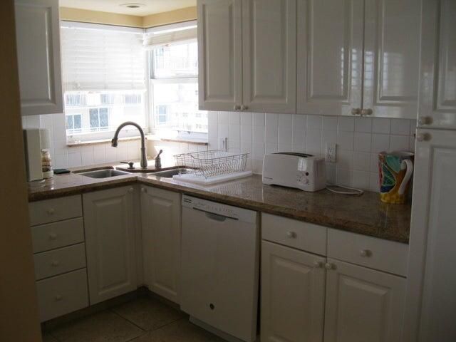 1057 Hillsboro Mile, Unit 921, Hillsboro Beach, FL 33062 Photo