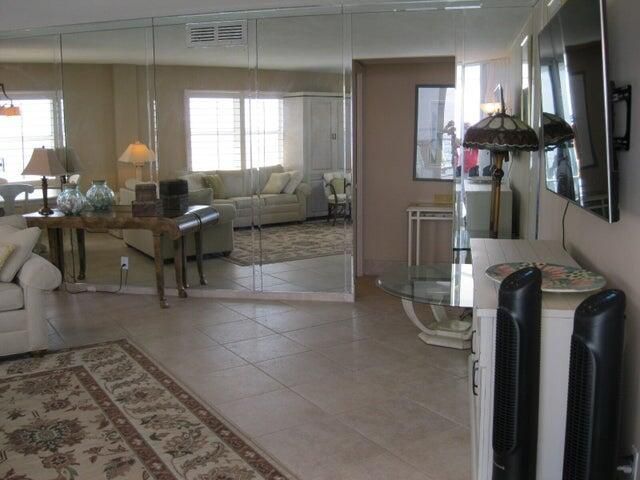 1057 Hillsboro Mile, Unit 921, Hillsboro Beach, FL 33062 Photo