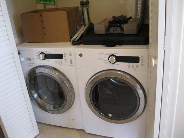 1057 Hillsboro Mile, Unit 921, Hillsboro Beach, FL 33062 Photo