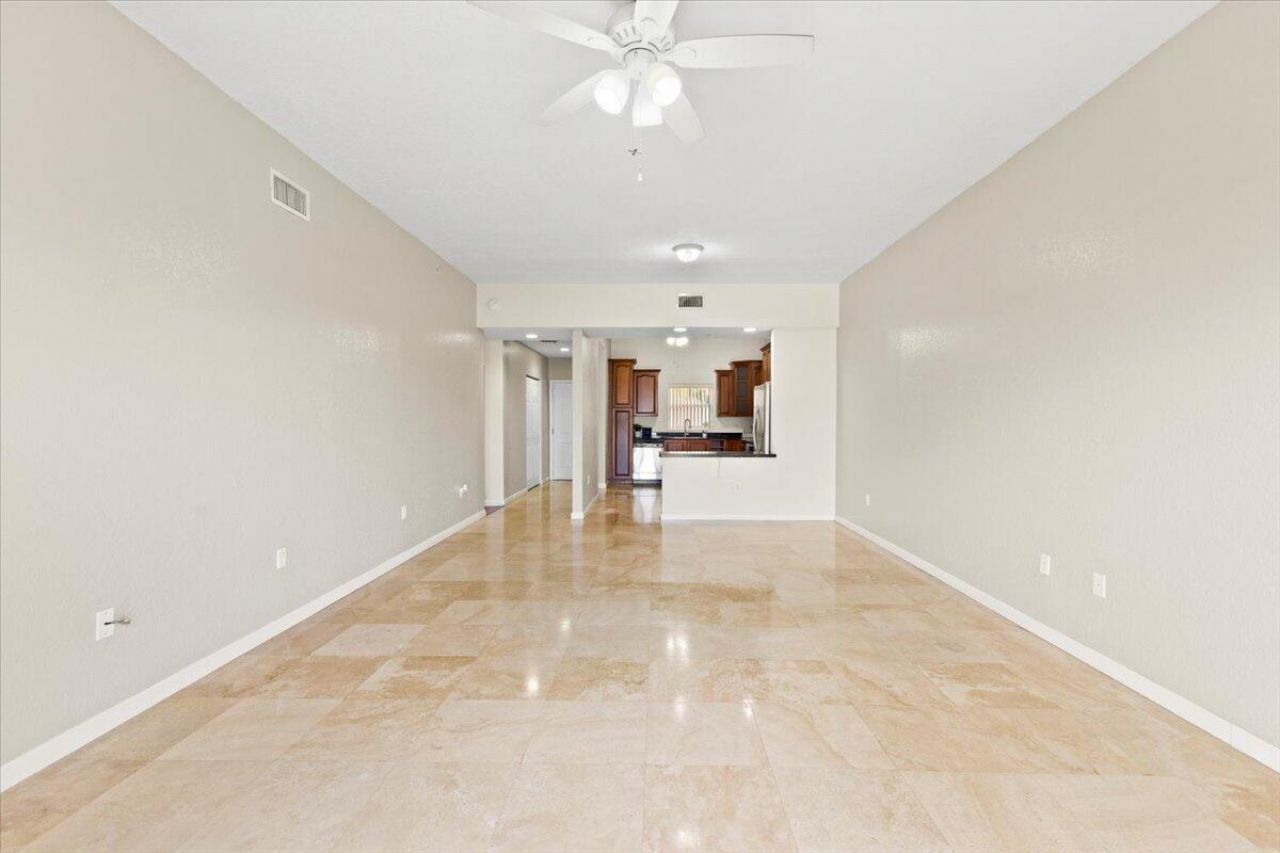 1620 Presidential Way, Unit 504, West Palm Beach, FL 33401 Photo