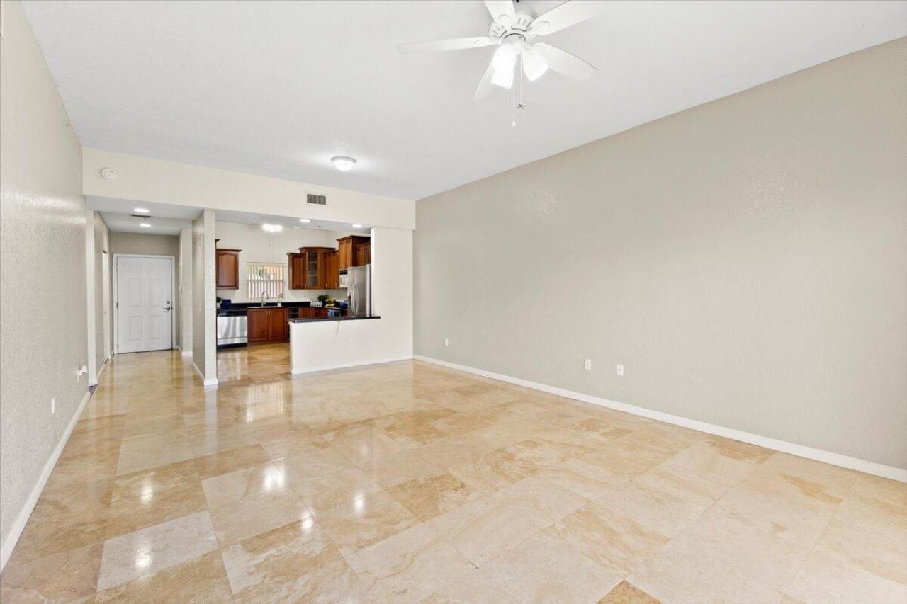 1620 Presidential Way, Unit 504, West Palm Beach, FL 33401 Photo