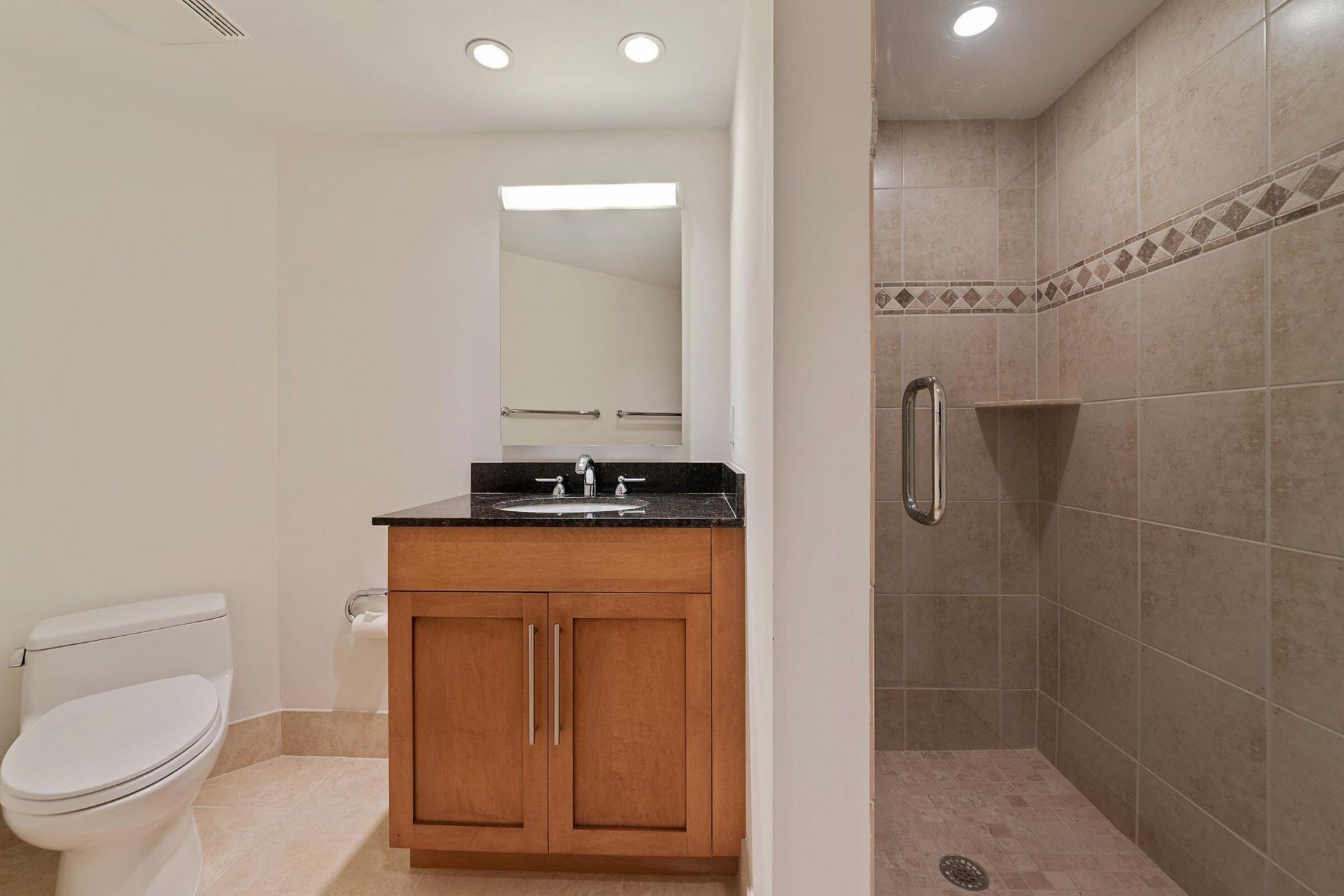 3000 N Ocean Drive, Unit 28-A, Singer Island, FL 33404 Photo