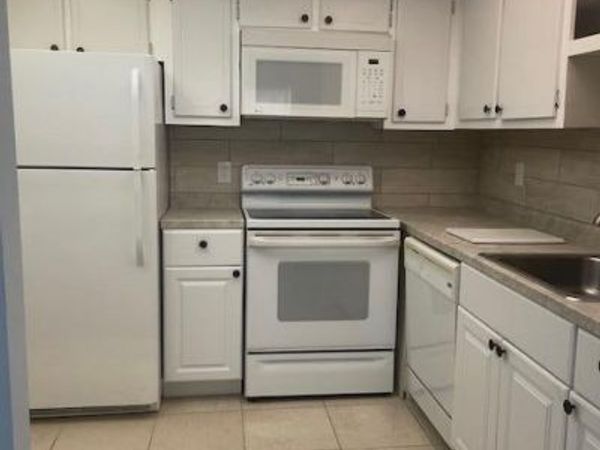 347 Flanders H, Unit H, Delray Beach, FL 33484