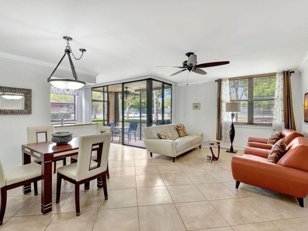 600 Egret Circle, Unit 7105, Delray Beach, FL 33444