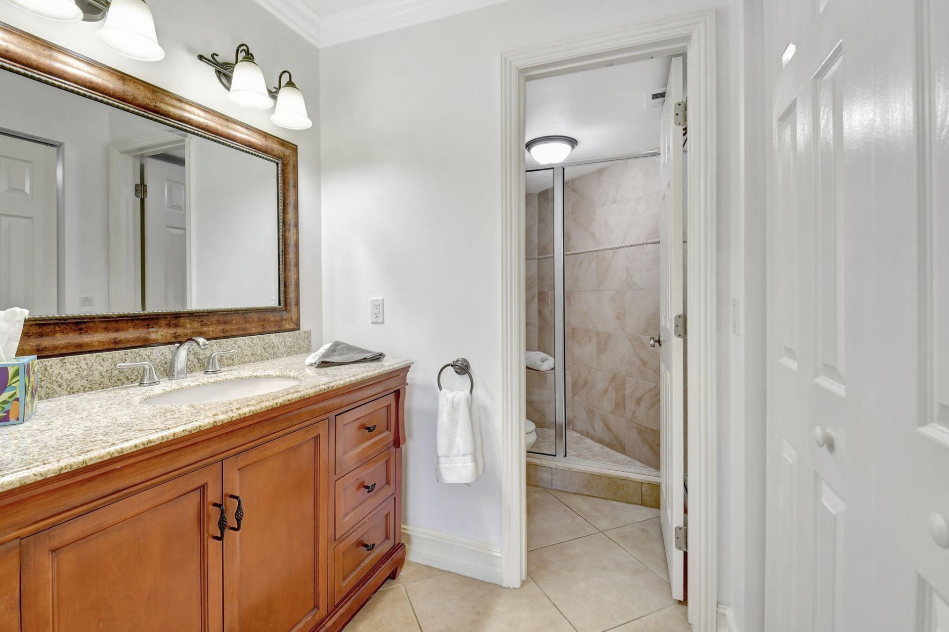 600 Egret Circle, Unit 7105, Delray Beach, FL 33444 Photo