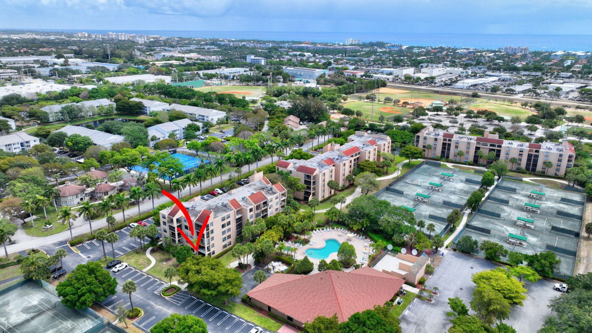 600 Egret Circle, Unit 7105, Delray Beach, FL 33444 Photo