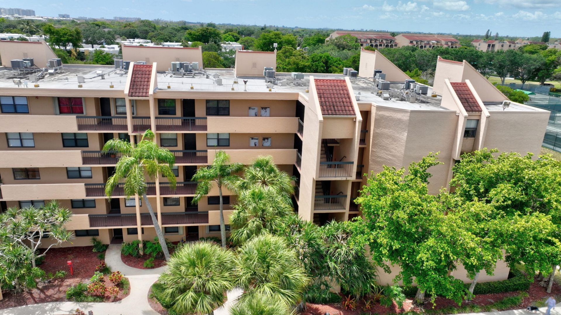 600 Egret Circle, Unit 7105, Delray Beach, FL 33444 Photo