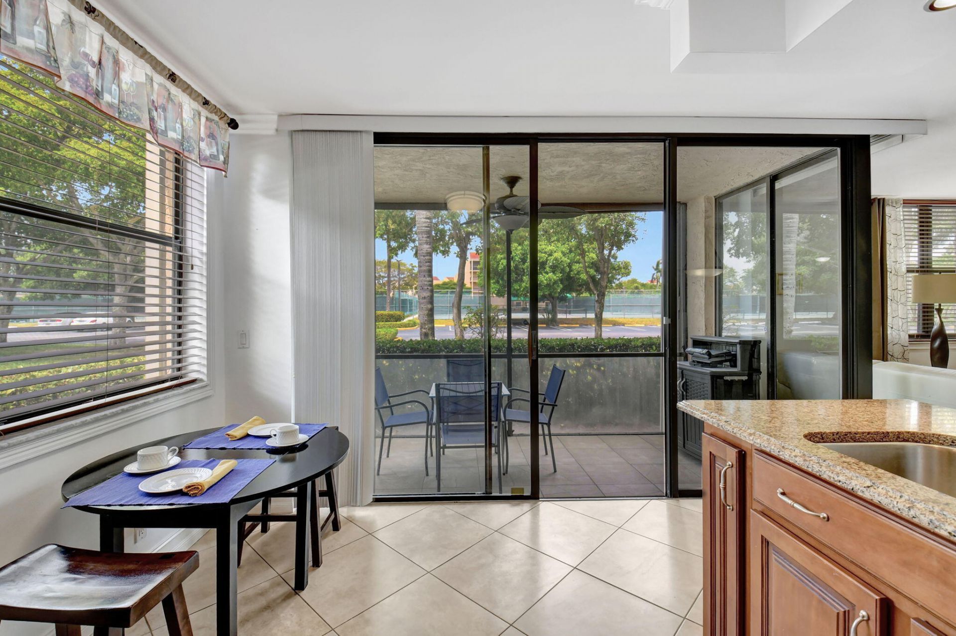 600 Egret Circle, Unit 7105, Delray Beach, FL 33444 Photo