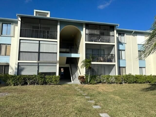 1106 Green Pine Boulevard, Unit E1, West Palm Beach, FL 33409 Photo