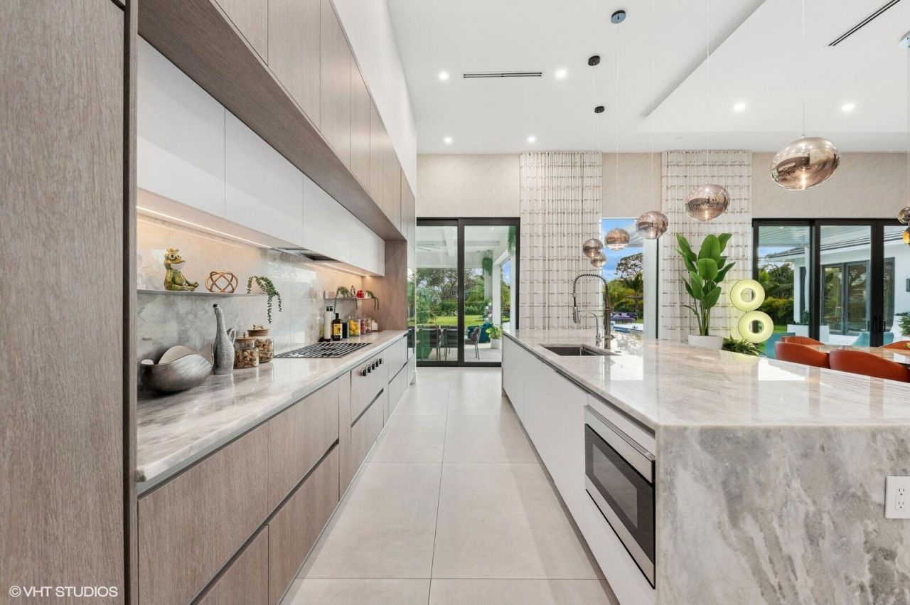 8533 N Native Dancer Road, Palm Beach Gardens, FL 33418 Photo