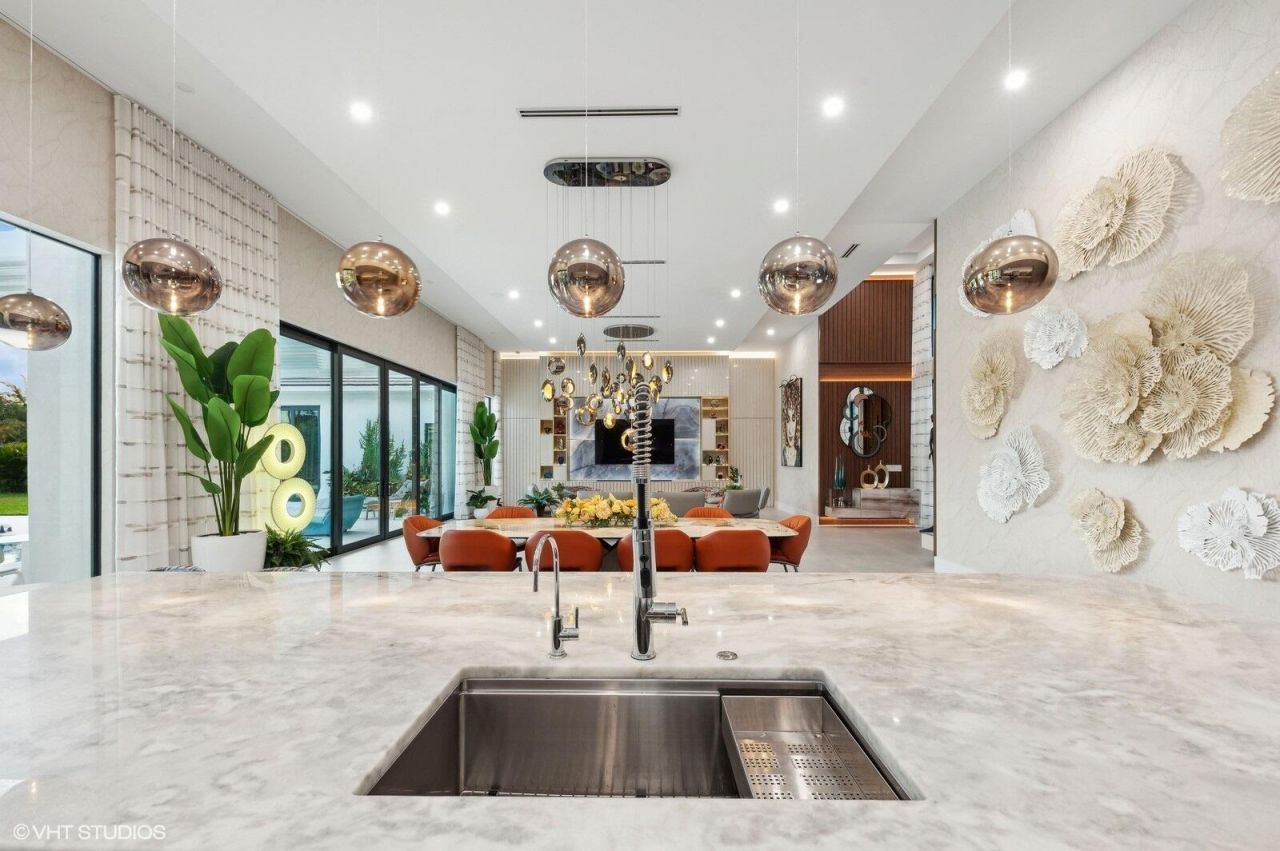 8533 N Native Dancer Road, Palm Beach Gardens, FL 33418 Photo