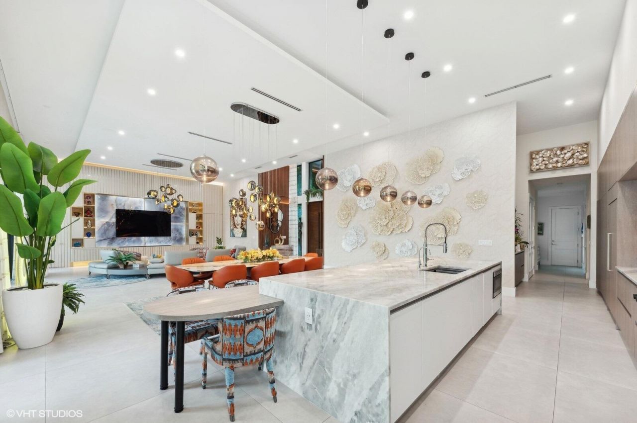 8533 N Native Dancer Road, Palm Beach Gardens, FL 33418 Photo