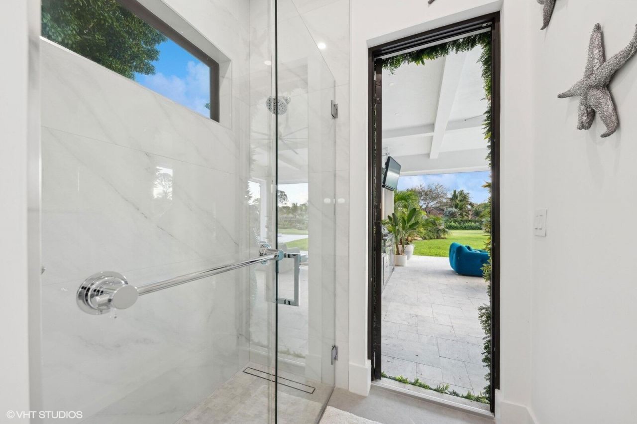 8533 N Native Dancer Road, Palm Beach Gardens, FL 33418 Photo